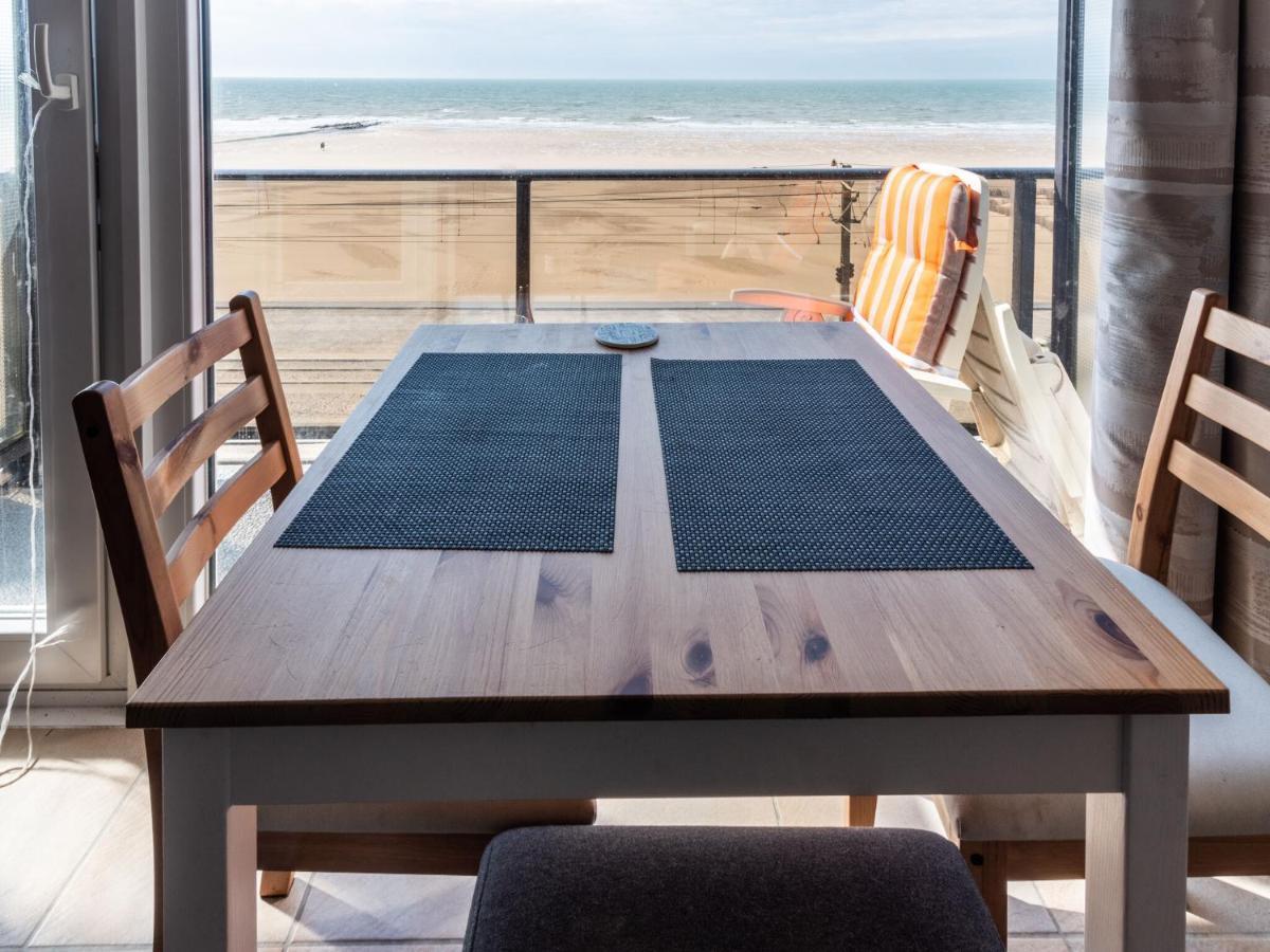 Contemporary Apartment In Oostende With Balcony Εξωτερικό φωτογραφία