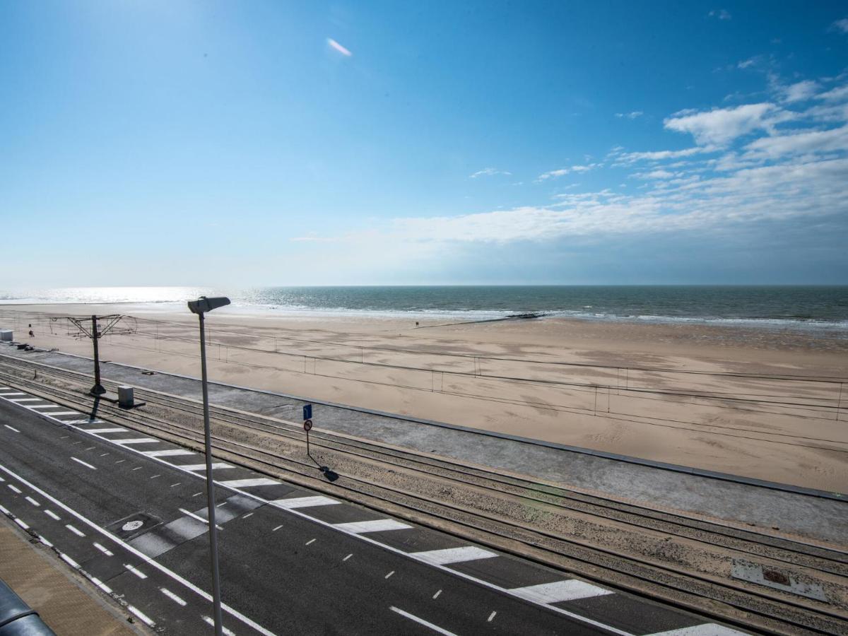 Contemporary Apartment In Oostende With Balcony Εξωτερικό φωτογραφία